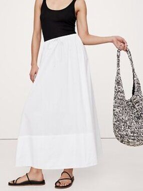 Banana Republic White Maxi Skirt - Flowing A-Line